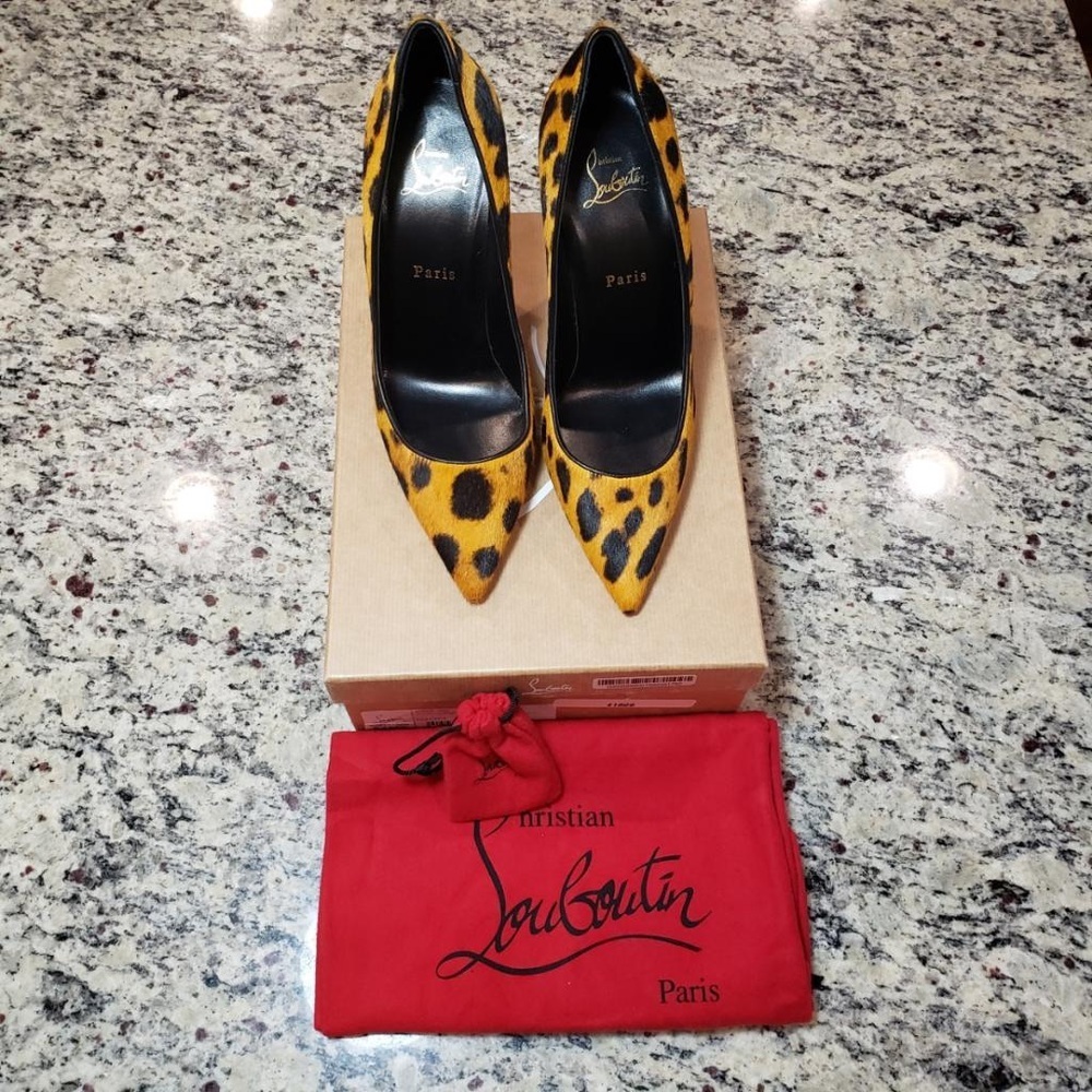 NEW Christian Louboutin Kate Genuine Calf Hair Leopard Pointed Toe Pump size 39 - Picture 2 of 12